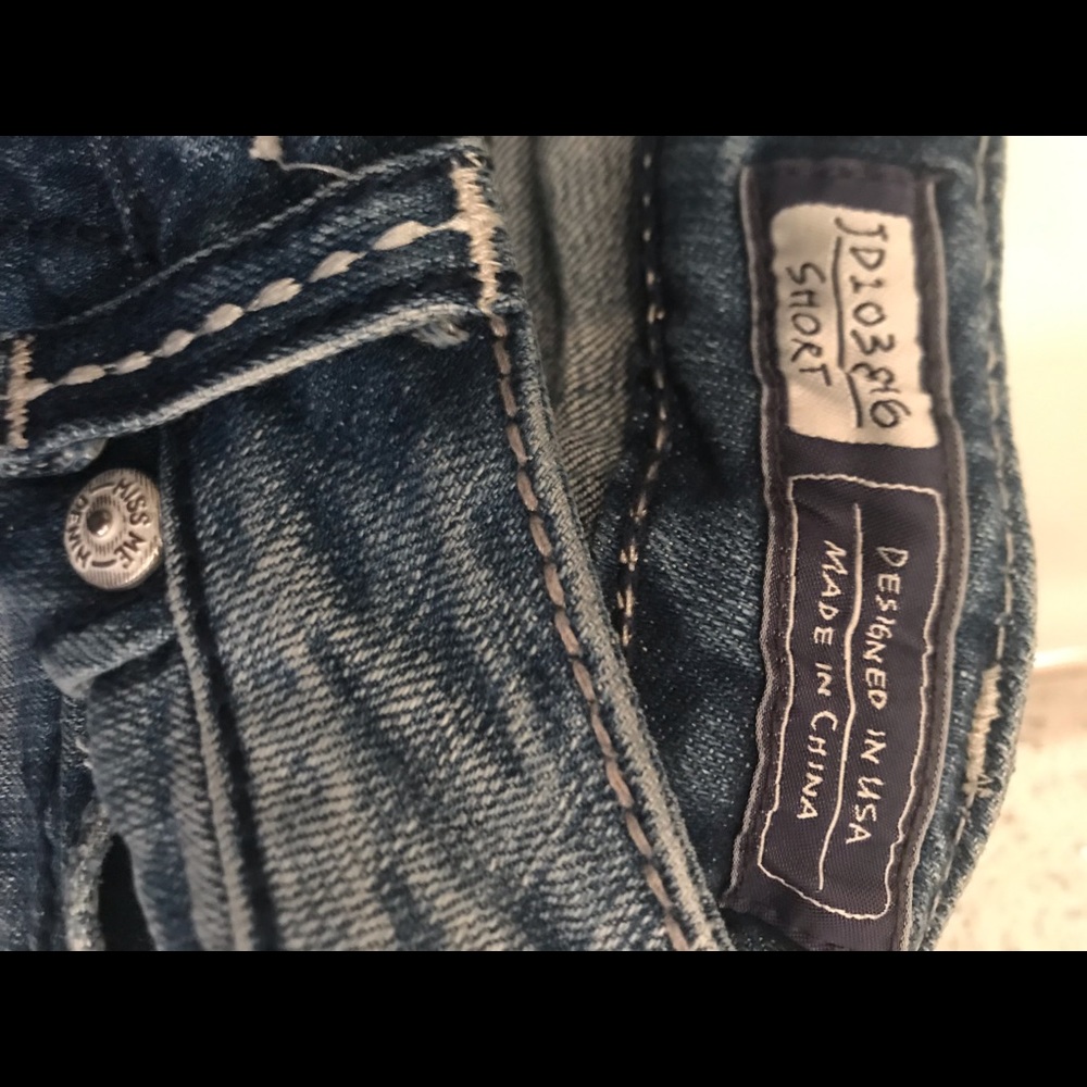 Miss Me Ripped Denim Jean Shorts - Picture 4 of 5